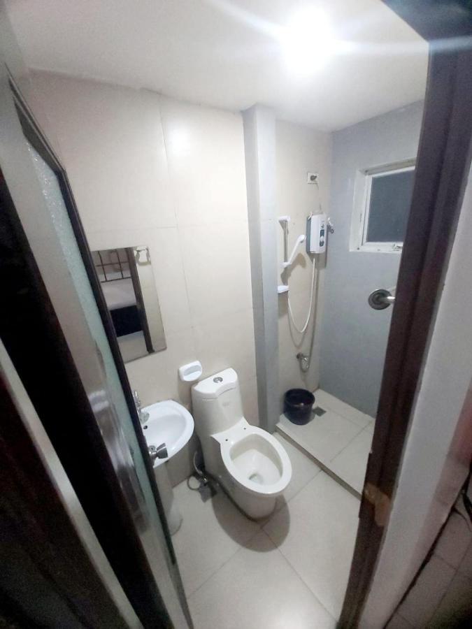 Cosmo Hotel Espana Near Ust Manila Zewnętrze zdjęcie